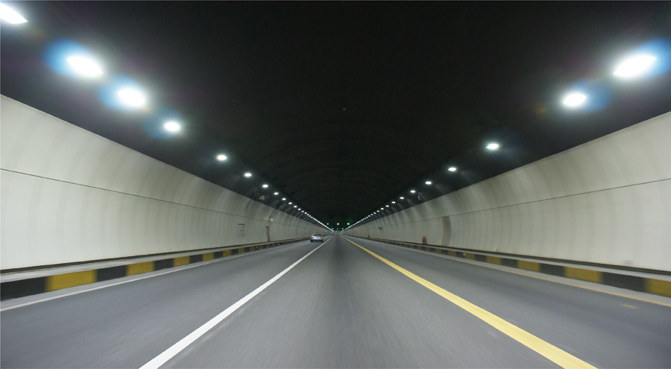 多米尼加共和国隧道.jpg