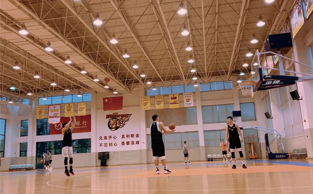广东宏远篮球俱乐部训练场_画板 1.jpg